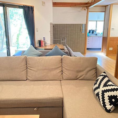 Shirokuma Lodge Hakuba Exterior photo