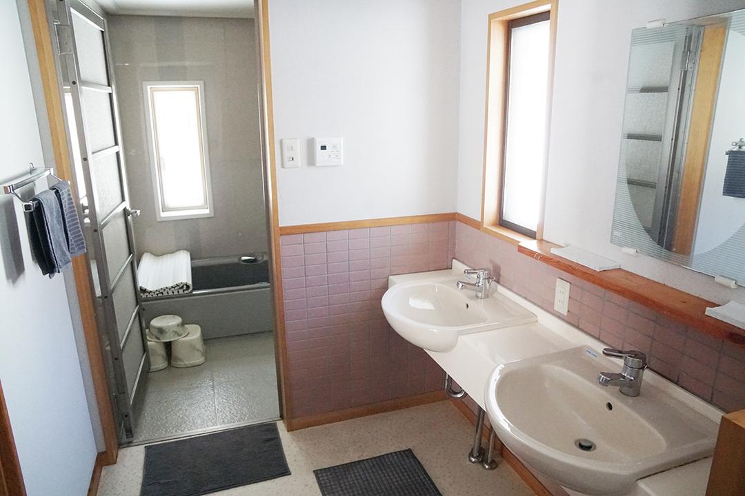 Shirokuma Lodge Hakuba Exterior photo